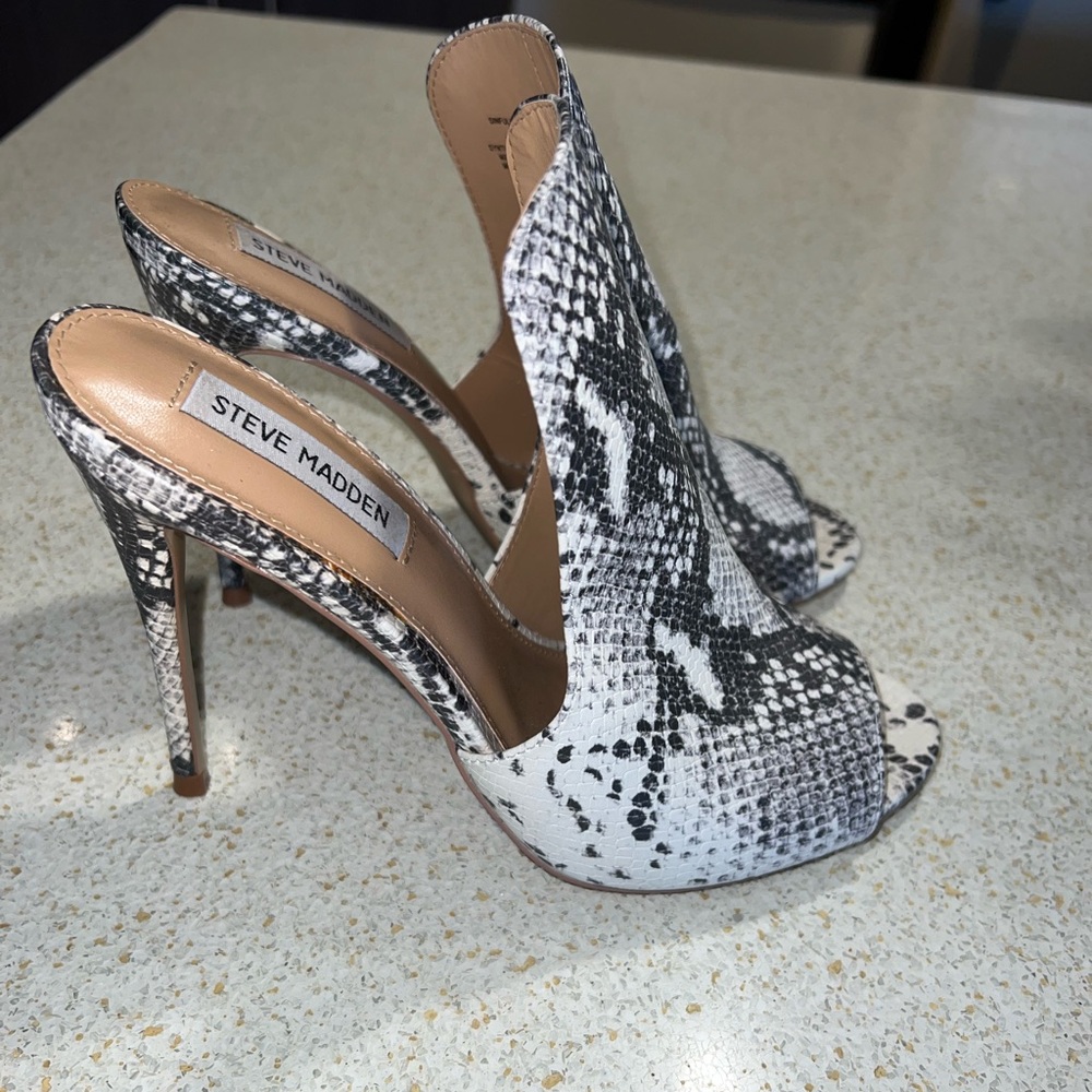 Steve Madden Open Back Sandal